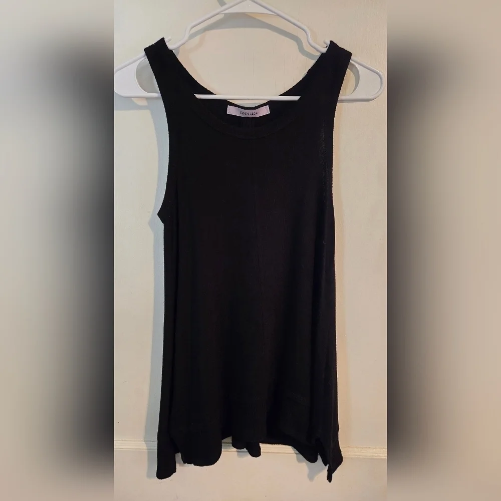 Coin 1804 | Women’s Sleeveless Button Back Knit Tank Top | Size: S | Black - Picture 3 of 12